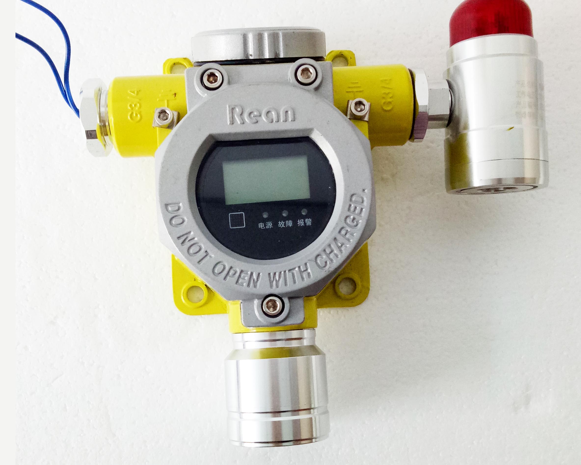 0-25%VOL的氧气探测器 欠氧/过氧声光报警器